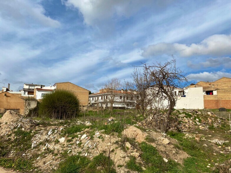 Terreno en Villanueva del Trabuco en venta - Foto del edificio - Imagen 2 de 27