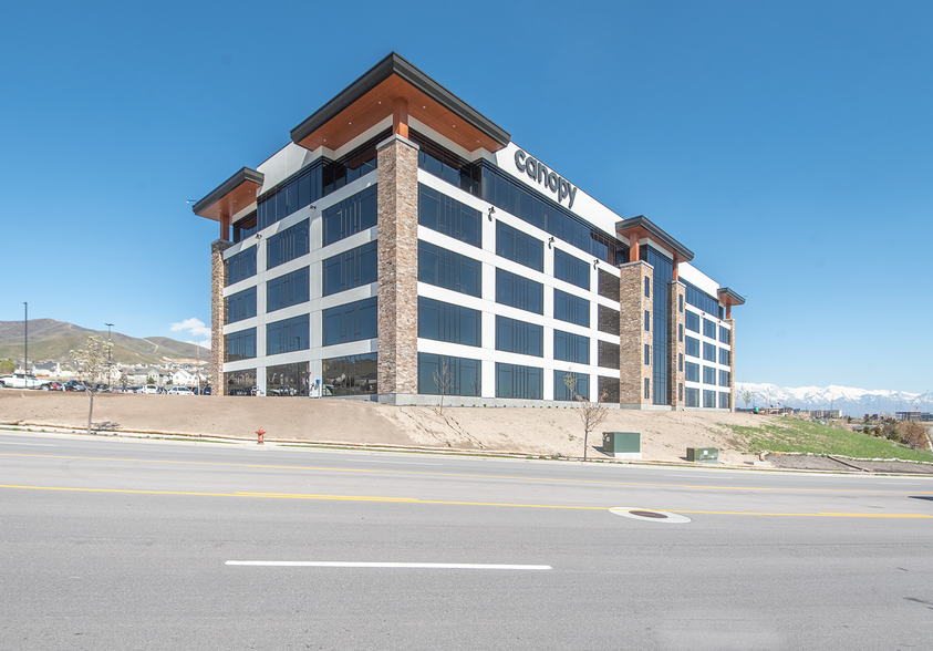 4100 N Chapel Ridge Rd, Lehi, UT en alquiler - Foto del edificio - Imagen 3 de 5