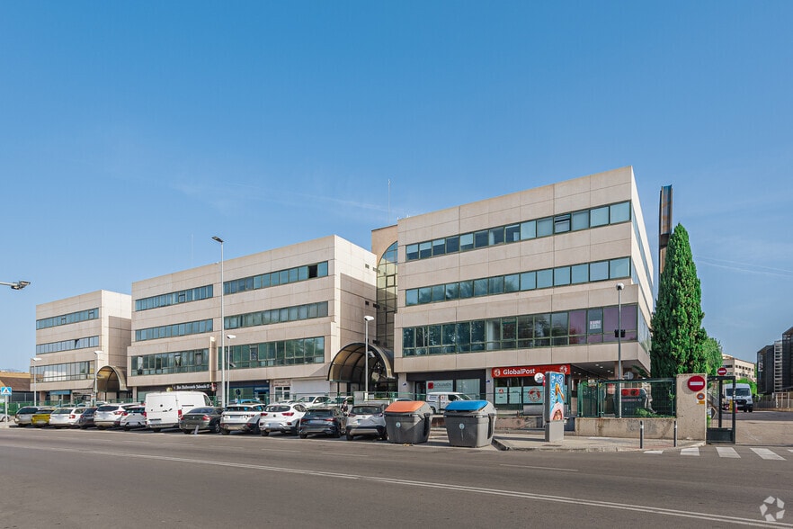 Avenida de la Industria, 6-8, Alcobendas, Madrid en alquiler - Foto del edificio - Imagen 3 de 3