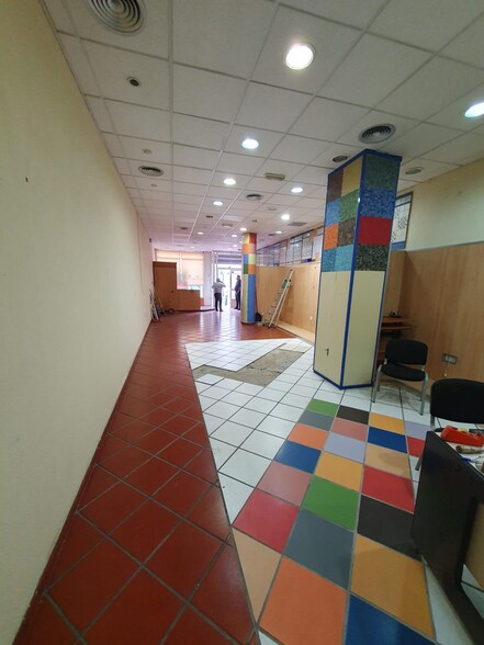 Local en SEVILLA en alquiler - Foto del edificio - Imagen 2 de 8