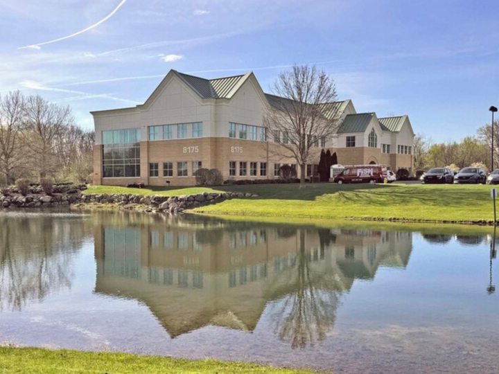 8175 Creekside Dr, Portage, MI en alquiler - Foto del edificio - Imagen 2 de 6