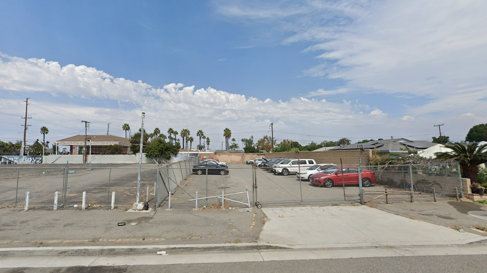 13720 Beach Blvd, Westminster, CA en alquiler - Foto del edificio - Imagen 2 de 6