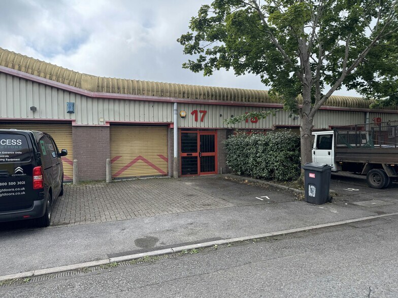 Palmerston Dr, Fareham en alquiler - Foto del edificio - Imagen 2 de 36