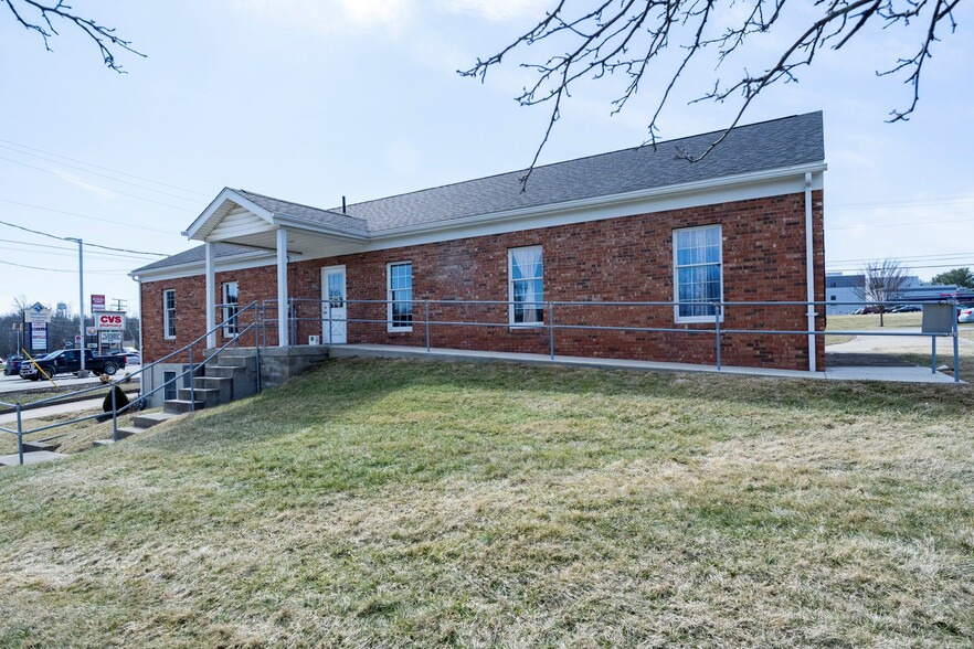 1404 N High St, Hillsboro, OH en venta - Foto del edificio - Imagen 2 de 49