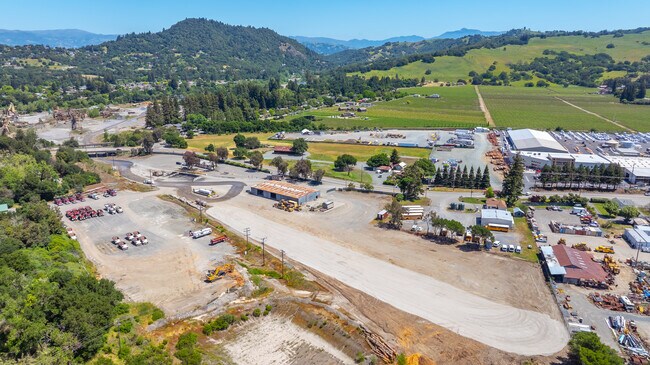 Más detalles de 13611 Healdsburg Ave, Healdsburg, CA - Terreno en alquiler