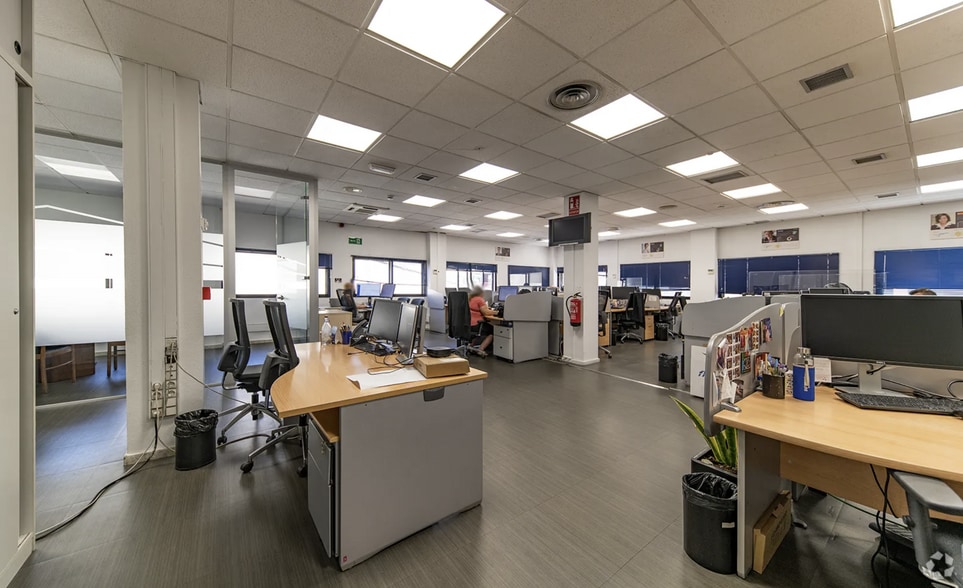 Avenida de la Industria, 32, Alcobendas, Madrid en venta - Foto del edificio - Imagen 3 de 9