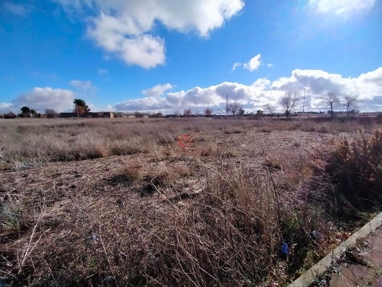 Terreno en Tarancón, Cuenca en venta - Foto del edificio - Imagen 1 de 17