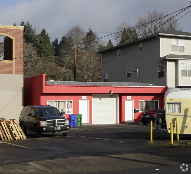 2019-2021 SE Belmont St, Portland, OR en alquiler - Foto del edificio - Imagen 3 de 10