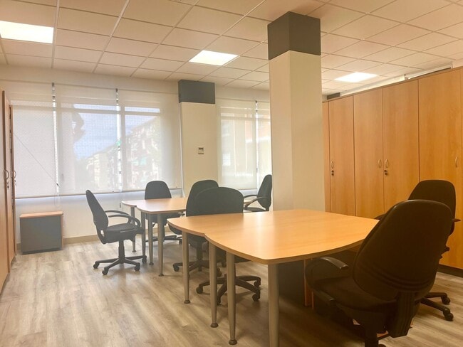 Más detalles de Oficina en alquiler