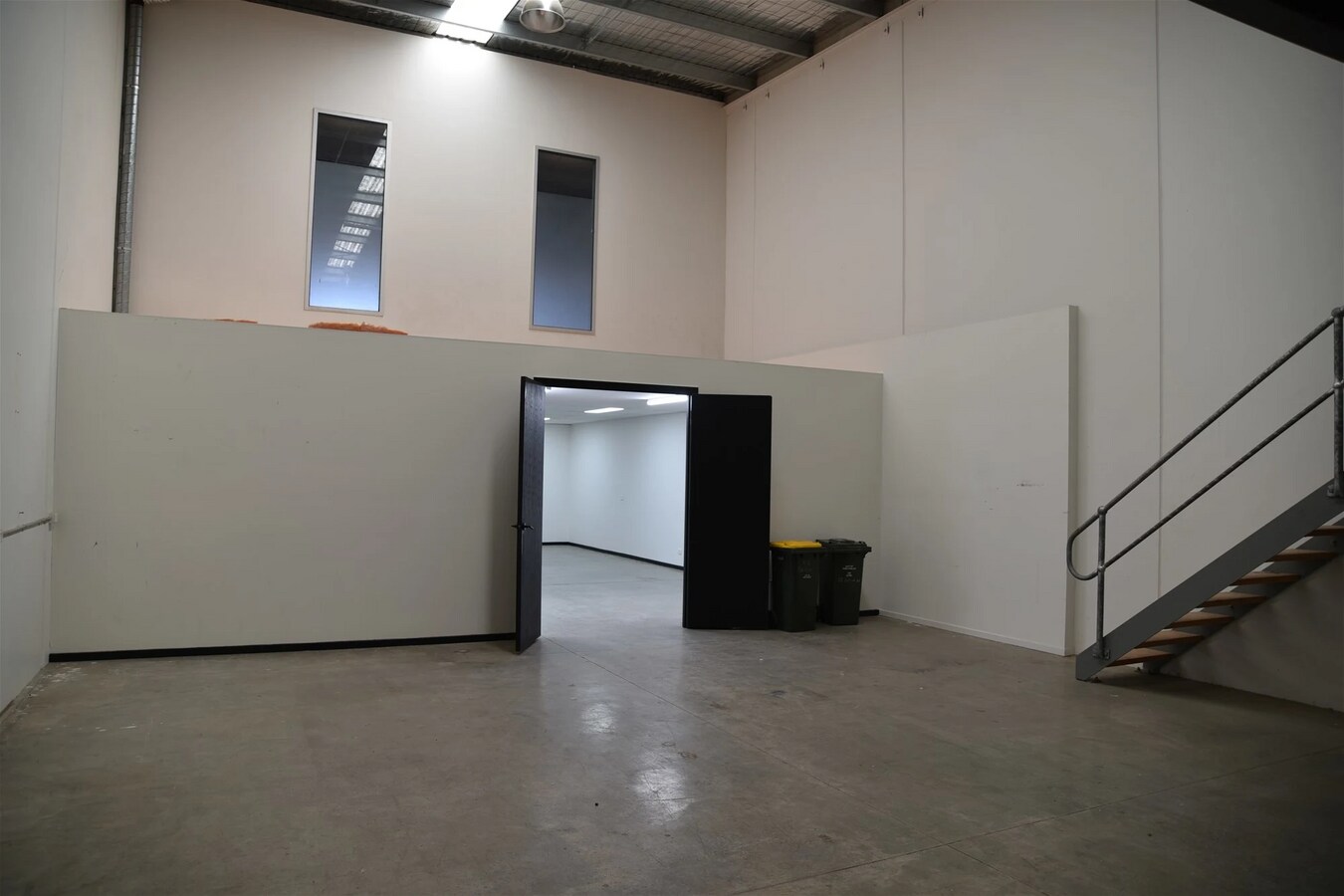 8 Rocklea Dr, Port Melbourne, VIC 3207 - Unidad 3 - - Foto del interior - Image 2 of 10