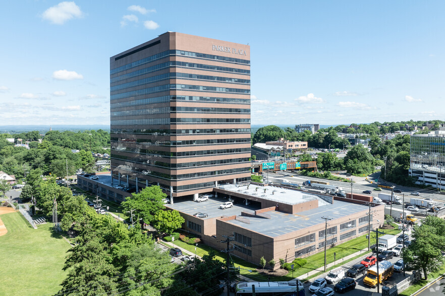 400 Kelby St, Fort Lee, NJ en alquiler - Foto del edificio - Imagen 2 de 11