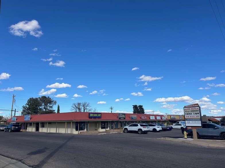 125 E Fry Blvd, Sierra Vista, AZ en alquiler - Foto del edificio - Imagen 1 de 4