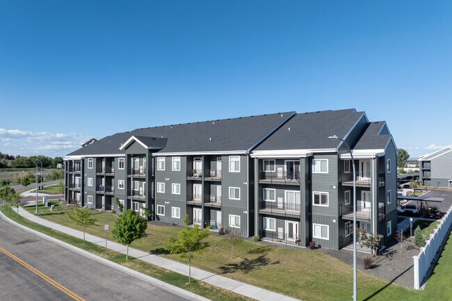 Más detalles de 3040 S South Fork Blvd, Idaho Falls, ID - Edificio residencial​ en venta