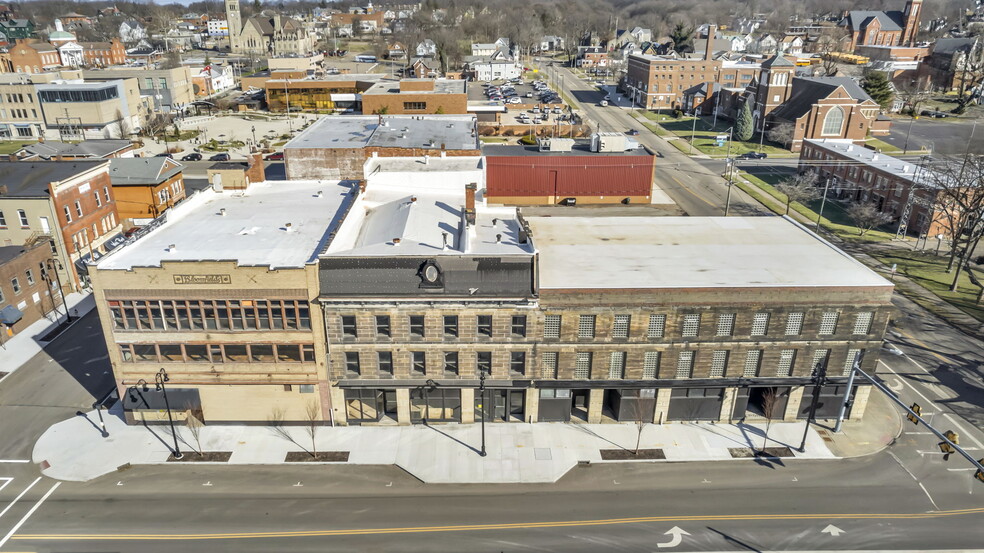 130 Erie St S, Massillon, OH en venta - Foto del edificio - Imagen 3 de 37