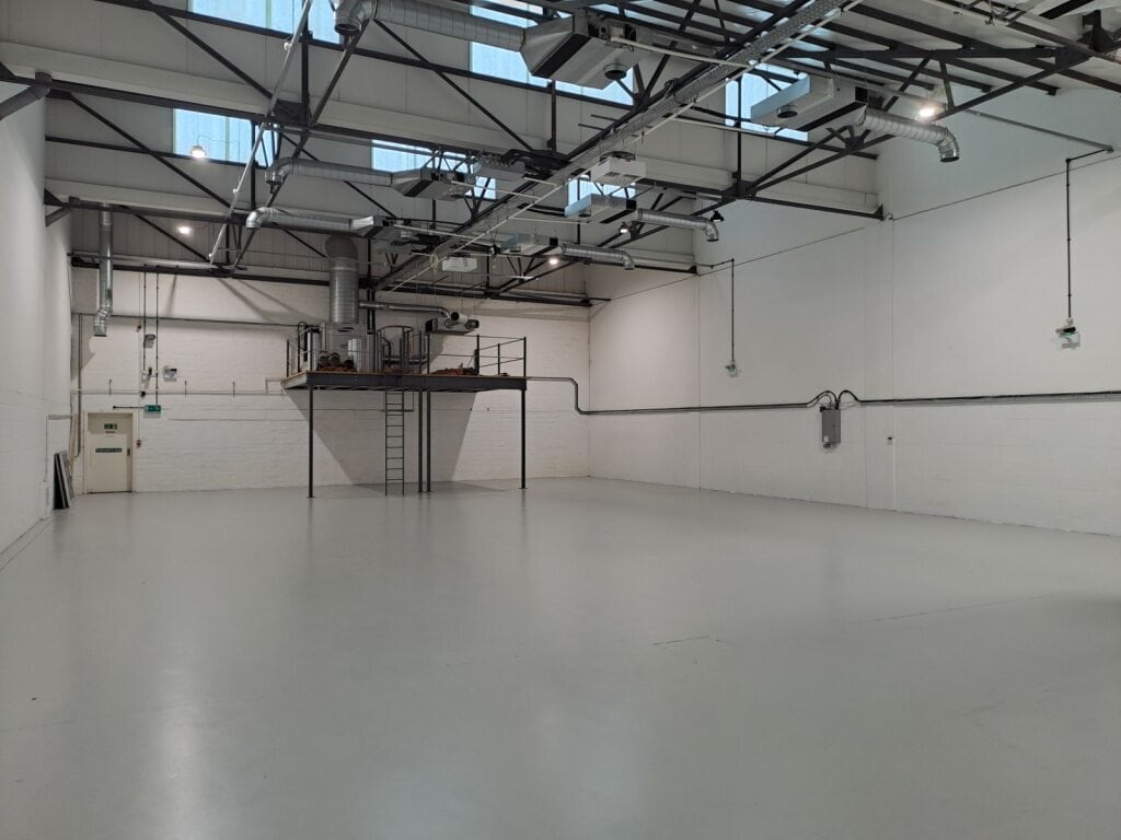 Ampress Ln, Lymington, HAM SO41 8JX - Unidad 330 -  - Foto del interior - Image 1 of 2