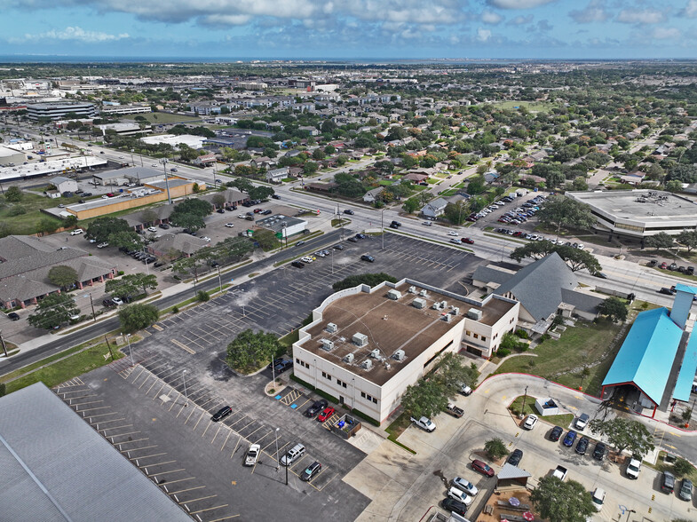 5633 S Staples St, Corpus Christi, TX en venta - Foto del edificio - Imagen 3 de 12