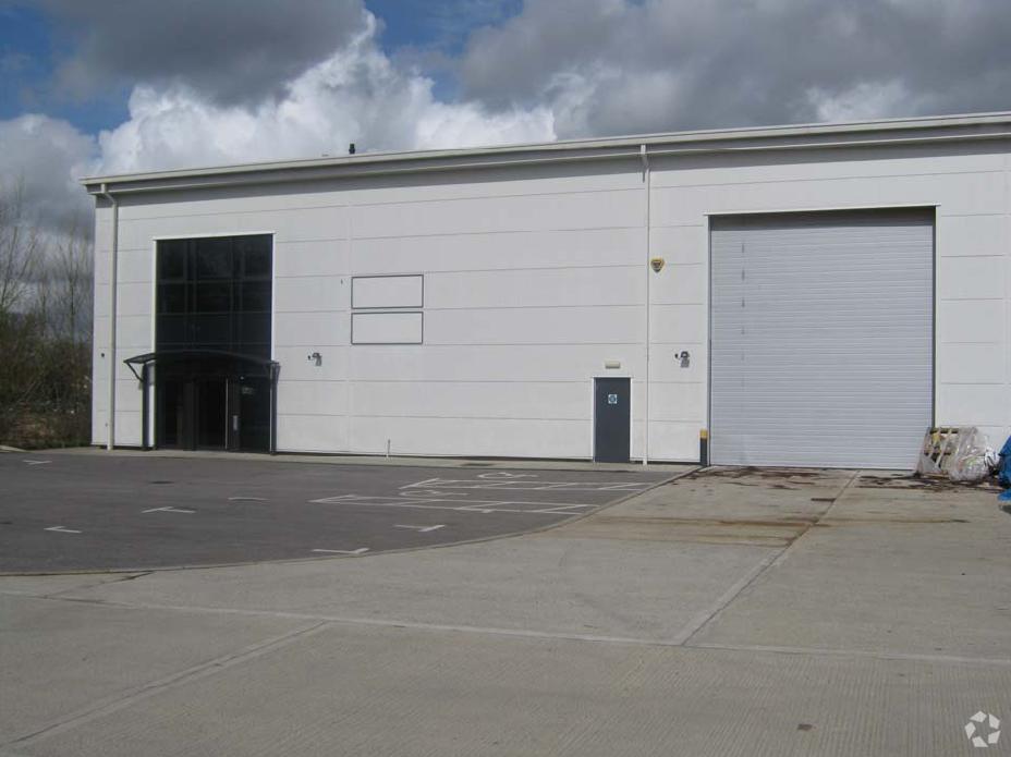 Honeycrock Ln, Redhill en alquiler Foto principal- Imagen 1 de 2