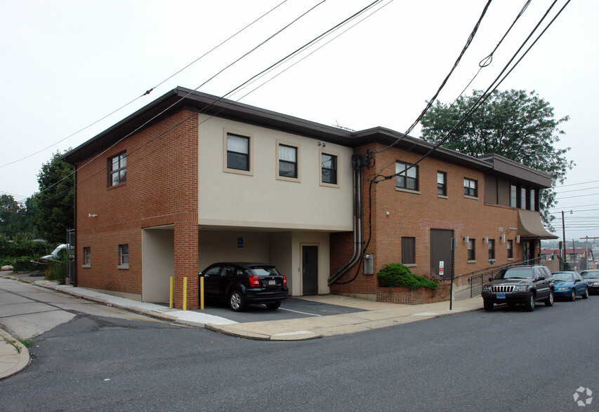 1726-1730 W Chew St, Allentown, PA en venta - Foto del edificio - Imagen 2 de 27