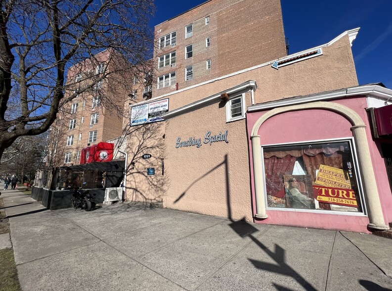 1701 Elm Ave, Brooklyn, NY en venta - Foto del edificio - Imagen 2 de 5