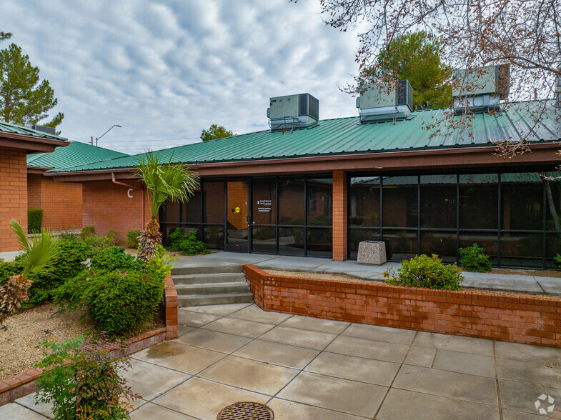 15648 N 35th Ave, Phoenix, AZ en alquiler - Foto del edificio - Imagen 2 de 3