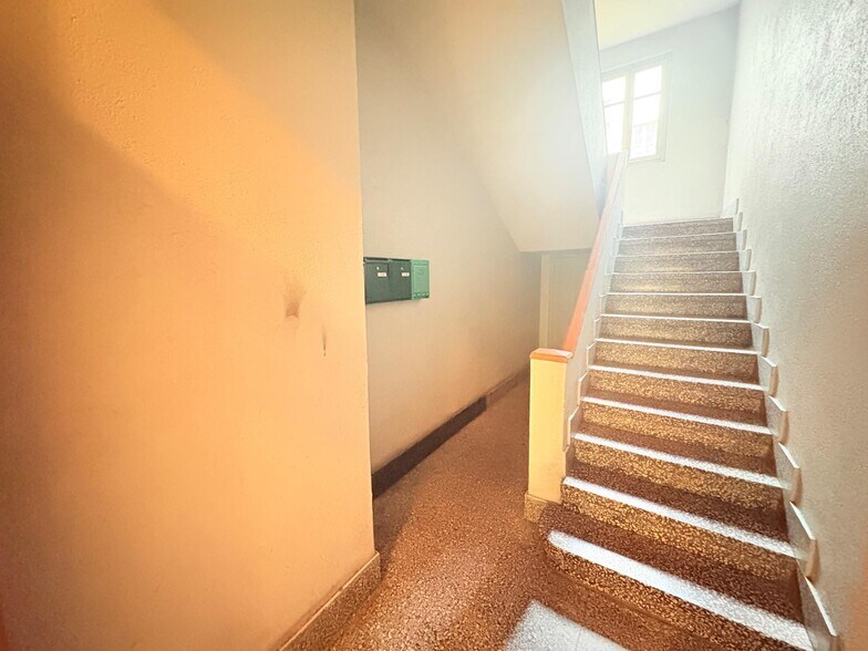 Avenida Verardo García Rey, 26, Ponferrada, León en venta - Foto del edificio - Imagen 2 de 40