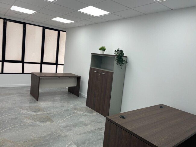 Más detalles de Oficina en alquiler