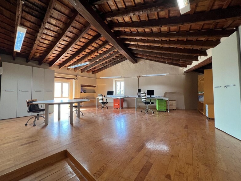 Local en Llíria, Valencia en alquiler - Foto del edificio - Imagen 3 de 15