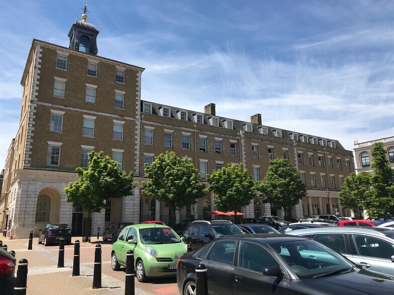 Queen Mother Sq, Dorchester en alquiler - Foto del edificio - Imagen 2 de 3
