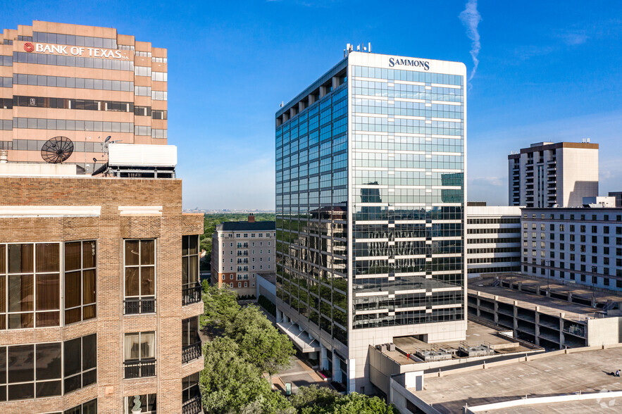 5949 Sherry Ln, Dallas, TX en alquiler - Foto del edificio - Imagen 1 de 26