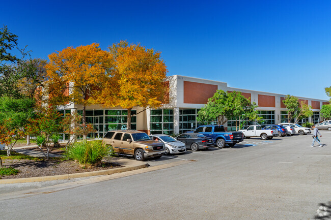 Más detalles para Hausman Rd & University Heights Blvd, San Antonio, TX - Oficinas en alquiler