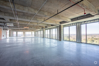 4000 Center At North Hills St, Raleigh, NC en alquiler Foto del interior- Imagen 2 de 4