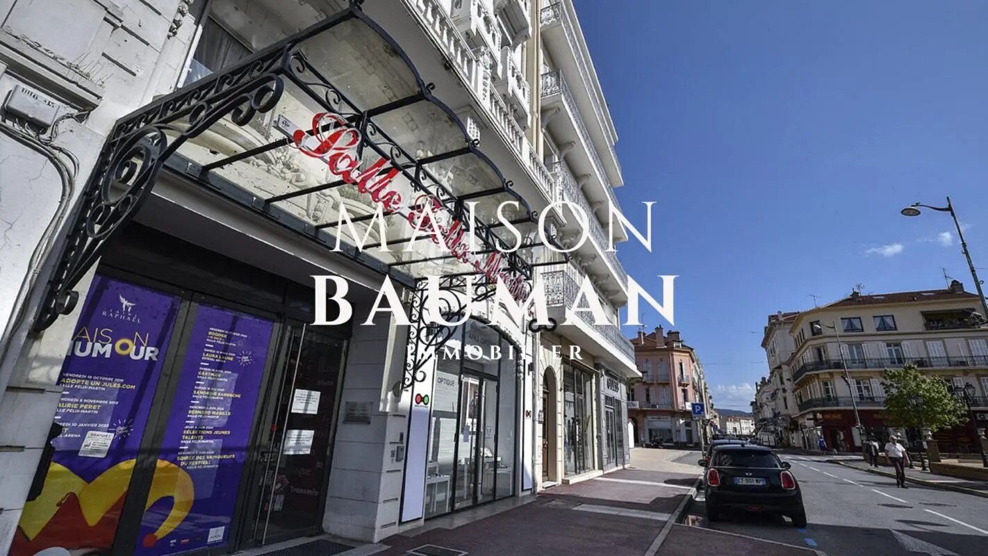 18 Boulevard Félix Martin, Saint-Raphaël en venta Foto del edificio- Imagen 1 de 2