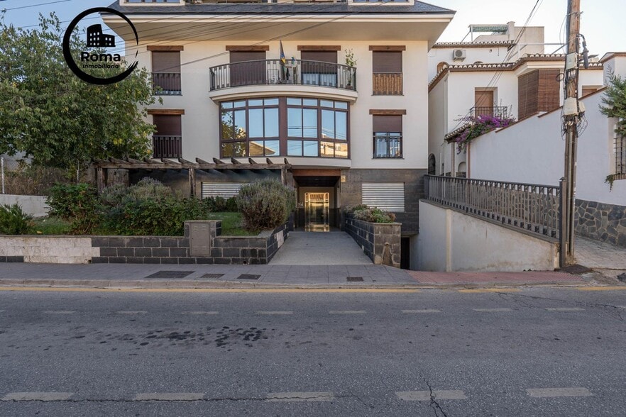 Local en Cájar en venta - Foto del edificio - Imagen 3 de 28