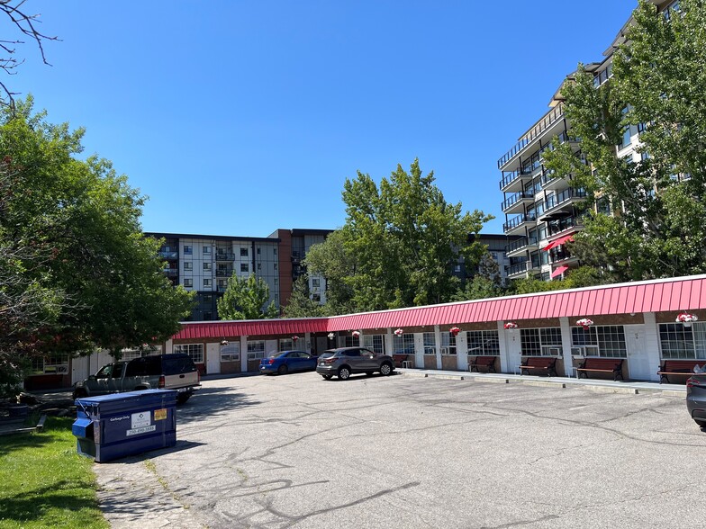 3355 Skaha Lake Rd, Penticton, BC en venta - Foto del edificio - Imagen 3 de 13