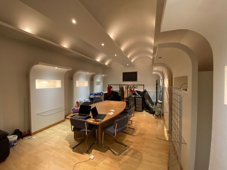 Whaley Bridge, High Peak en venta - Foto del edificio - Imagen 2 de 5