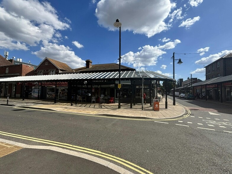 38 Market St, Eastleigh en venta - Foto del edificio - Imagen 2 de 19