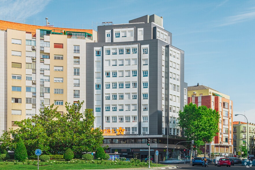 Calle de Bravo Murillo, 101, Madrid, Madrid en alquiler - Foto del edificio - Imagen 2 de 4