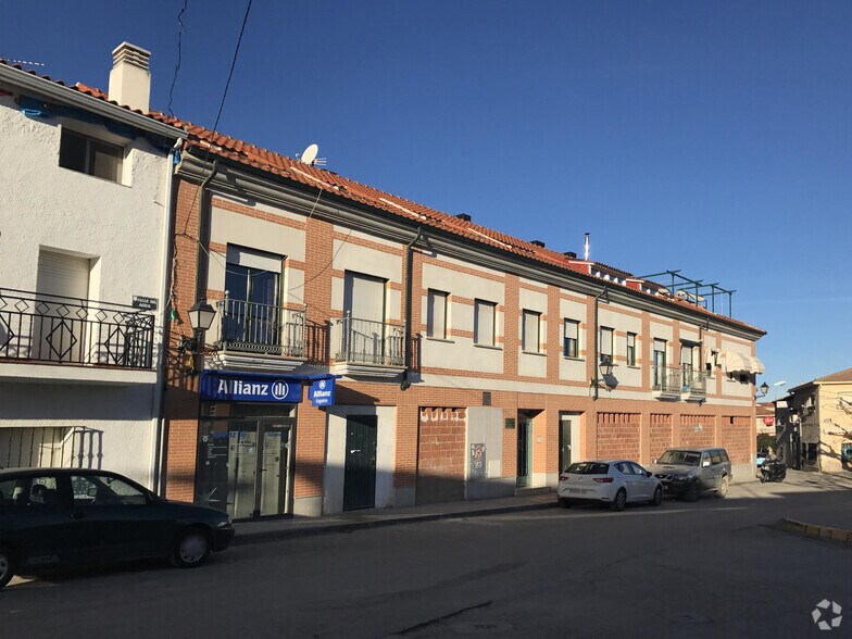 Edificio residencial en Anchuelo, Madrid en venta - Foto del edificio - Imagen 2 de 2