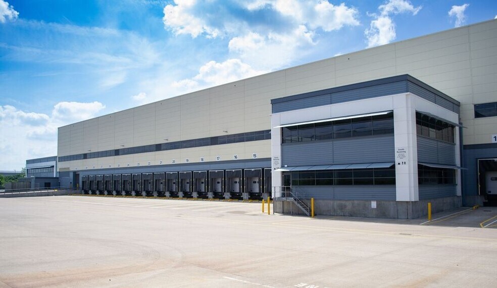 5 Castle Mound Way, Rugby en venta - Foto del edificio - Imagen 3 de 11