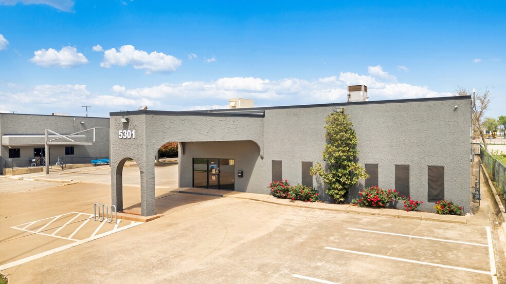 5301 Sun Valley Dr, Fort Worth, TX en alquiler - Foto del edificio - Imagen 1 de 32