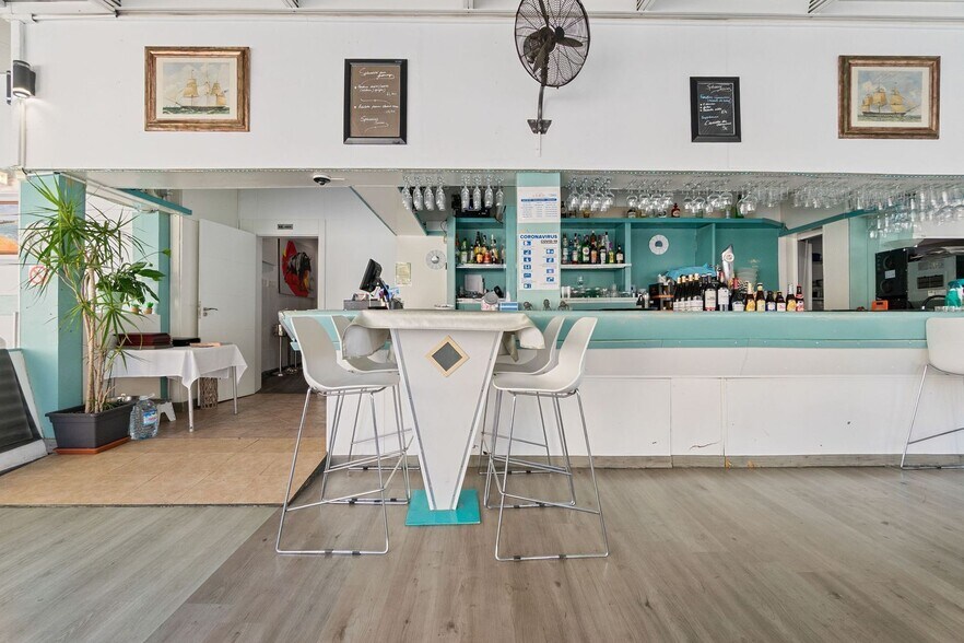 Lloc Puerto Deportivo, 4, Torrevieja, Alicante en alquiler - Foto del edificio - Imagen 3 de 30