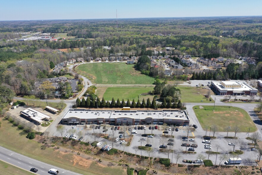 38 Carriage Oaks Dr, Tyrone, GA en alquiler - Foto del edificio - Imagen 3 de 8