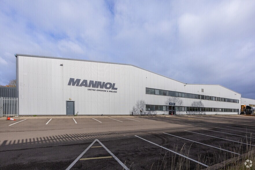 Ravens Way, Northampton en alquiler - Foto del edificio - Imagen 2 de 5