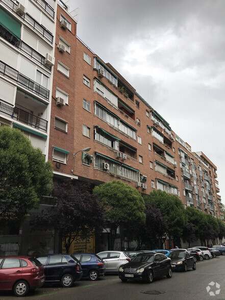 Calle Gandía, 3, Madrid, Madrid en venta - Foto del edificio - Imagen 2 de 2