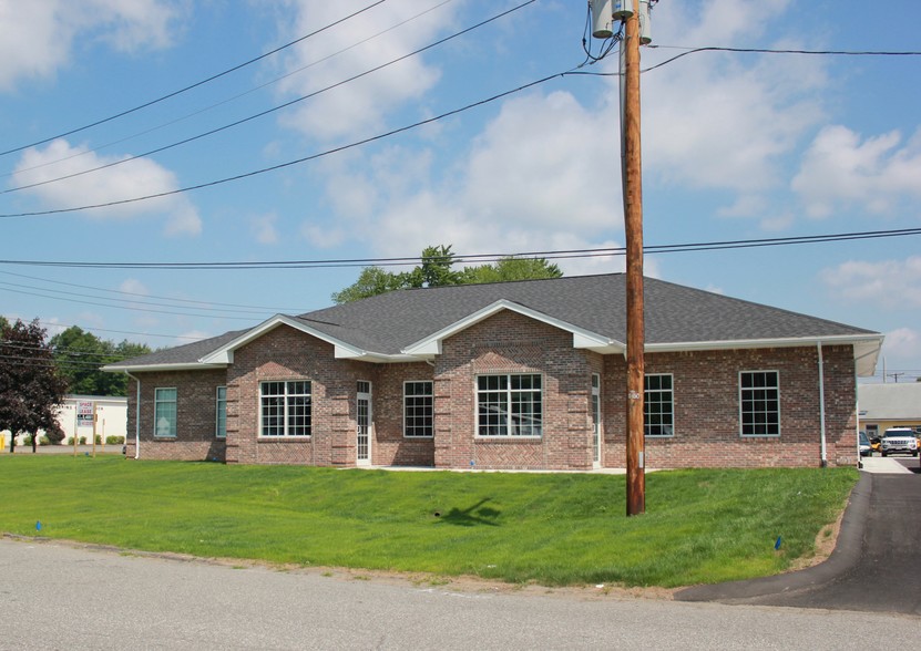 124 Shaker Rd, East Longmeadow, MA en alquiler - Foto del edificio - Imagen 2 de 16