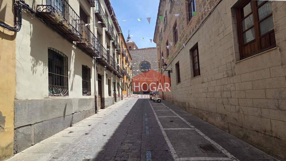 Edificio residencial en Ávila, Ávila en venta - Foto del edificio - Imagen 3 de 7