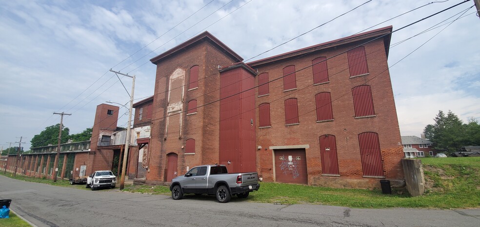 411 N River St, Wilkes Barre, PA en alquiler - Foto del edificio - Imagen 1 de 33