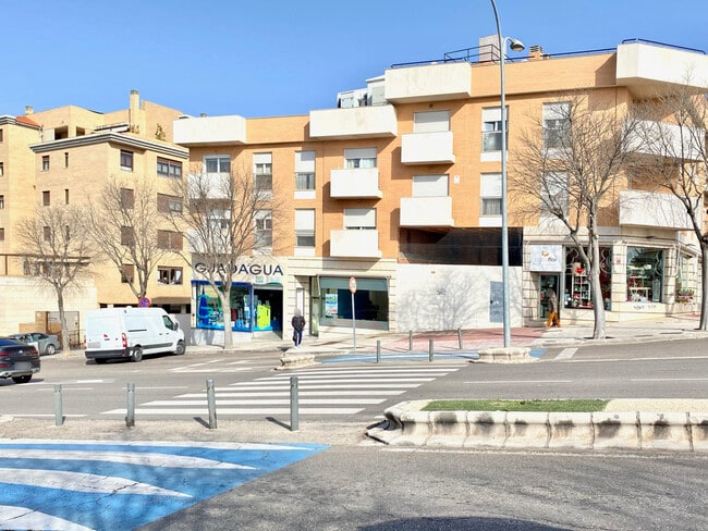 Más detalles de Local en alquiler