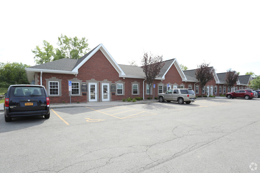 103 Canal Landing Blvd, Rochester, NY en alquiler - Foto del edificio - Imagen 2 de 8