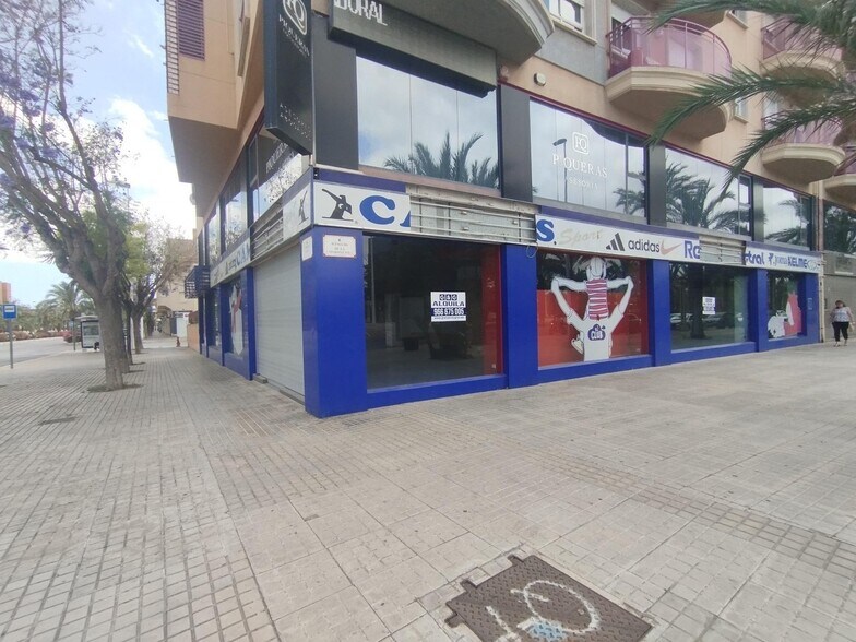 Local en Elche en alquiler - Foto del edificio - Imagen 3 de 12
